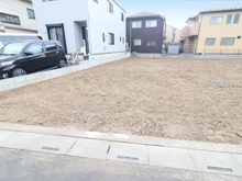 【埼玉県/三郷市高州】三郷市高洲3丁目　土地　1号地 現地：全3区画／対象地手前側