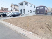 【埼玉県/三郷市高州】三郷市高洲3丁目　土地　1号地 現地：全3区画／対象地手前側