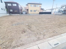 【埼玉県/三郷市高州】三郷市高洲3丁目　土地　2号地 現地：全3区画／対象地手前側