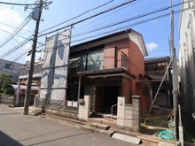 【神奈川県/川崎市高津区新作】高津区新作4丁目　売地　1区画 現地（古家あり）：左側部分