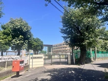 【千葉県/市川市八幡】市川市八幡5丁目　古家付土地 市川市立第三中学校（現地より約2,050m）