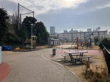 【東京都/北区滝野川】北区滝野川2丁目　売地（古家あり） 滝野川三丁目公園（現地より約590m）