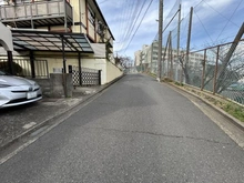 【神奈川県/横浜市戸塚区汲沢】戸塚区汲沢3丁目　古屋付土地 前面道路