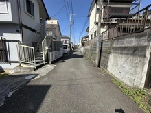 【神奈川県/横浜市泉区中田東】泉区中田東4丁目　古屋付土地 前面道路