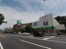 【神奈川県/横浜市栄区本郷台】横浜市栄区本郷台3丁目　土地 サミットストア 下倉田店（現地より約750m）