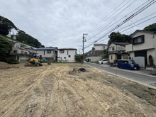 【神奈川県/横浜市栄区公田町】栄区公田町　土地　A区画/全6区画 現地：全６区画　写真手前