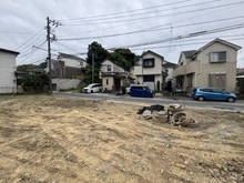 【神奈川県/横浜市栄区公田町】栄区公田町　土地　B区画/全6区画 現地：全６区画　写真中央