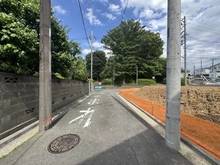 【神奈川県/横浜市港南区東永谷】港南区東永谷1丁目　土地 前面道路