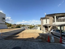 【神奈川県/小田原市城山】小田原市城山3丁目　土地 現地：対象不動産：右側