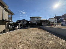 【神奈川県/小田原市城山】小田原市城山3丁目　土地 現地：対象不動産：左側