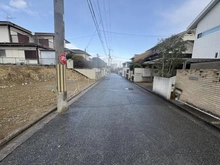 【大阪府/箕面市粟生新家】大阪府箕面市粟生新家5丁目　土地 前面道路