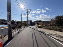 【神奈川県/横浜市緑区新治町】緑区新治町　売地 前面道路
