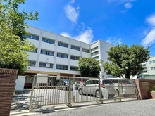 【神奈川県/横浜市青葉区青葉台】青葉区青葉台1丁目　売地 横浜市立青葉台中学校（現地より約260m）