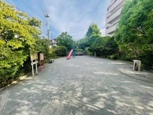 【神奈川県/横浜市青葉区たちばな台】横浜市青葉区たちばな台1丁目　古家付土地 たちばな台1丁目公園（現地より約40m）：