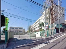 【神奈川県/横浜市青葉区あかね台】青葉区あかね台1丁目　売地(古家有) 横浜市立田奈小学校（現地より約1,700m）：