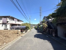 【神奈川県/横浜市青葉区あかね台】青葉区あかね台1丁目　売地 前面道路