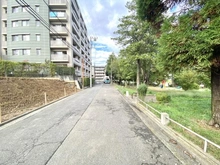 【神奈川県/横浜市青葉区藤が丘】青葉区藤が丘2丁目　売地 前面道路