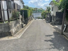 【神奈川県/横浜市緑区北八朔町】緑区北八朔町　売地 前面道路：南西側　公道　約4.3m
