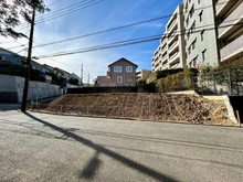 【神奈川県/横浜市青葉区藤が丘】青葉区藤が丘2丁目　売地　B区画 現地：全２区画／右側