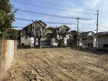 【兵庫県/芦屋市岩園町】芦屋市岩園町 土地 現地：敷地内の北西角から道路側を望む