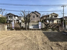 【兵庫県/芦屋市岩園町】芦屋市岩園町 土地 現地：敷地内から東側前面道路を望む