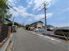 【兵庫県/芦屋市岩園町】芦屋市岩園町 古家付き土地 前面道路：幅員8.0ｍの相互通行可能な公道です。