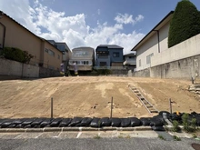 【兵庫県/神戸市東灘区御影山手】神戸市東灘区御影山手五丁目 売土地A号地 現地：全2区画、左側