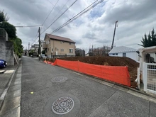 【神奈川県/川崎市高津区下作延】川崎市高津区下作延七丁目　売地1区画 現地：全2区画（右側）