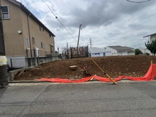 【神奈川県/川崎市高津区下作延】川崎市高津区下作延七丁目　売地2区画 現地：全2区画（左側）