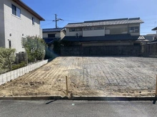 【大阪府/高槻市奥天神町】高槻市奥天神町一丁目 A号地 現地:※全2区画向かって左手側がA号地です。