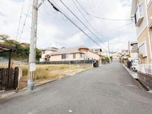 【大阪府/高槻市日吉台二番町】高槻市日吉台二番町　売土地 前面道路