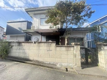 【大阪府/高槻市日吉台四番町】高槻市日吉台四番町　建物付き売地 現地（古家あり）