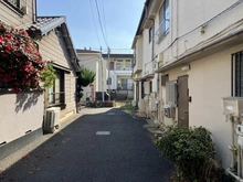 【東京都/中野区野方】中野区野方6丁目　古家付売地 東側前面道路