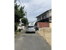 【大阪府/池田市旭丘】池田市旭丘3丁目　建築条件無し土地 前面道路：北側（東向きに撮影）