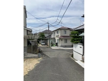 【大阪府/池田市旭丘】池田市旭丘3丁目　建築条件無し土地 前面道路：北側（西向きに撮影）