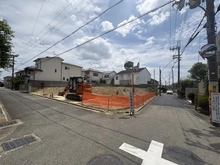 【大阪府/箕面市桜ケ丘】箕面市桜ケ丘3丁目土地　A号地 現地：全3区画
