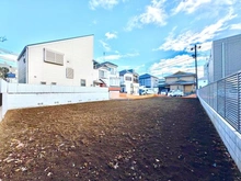 【東京都/練馬区石神井町】練馬区石神井町2丁目土地・B区画 現地：全2区画 写真中央手前