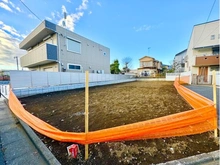 【東京都/練馬区石神井町】練馬区石神井町2丁目土地・A区画 現地：全2区画 写真中央 手前