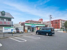 【東京都/東村山市多摩湖町】東村山市多摩湖町1丁目　売地  ファミリーマート東村山市多摩湖町店（現地より約130m）：