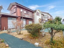 【東京都/八王子市めじろ台】めじろ台二丁目　土地 現地（古家あり）：庭から建物を望む