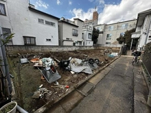 【東京都/品川区荏原】品川区荏原5丁目建築条件付売地　A区画 現地：全3区画、A区画は手前の区画です。