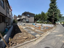 【東京都/北区西が丘】北区西が丘2丁目売地　1号地 現地：手前左側2号地・右側1号地（全2号地）