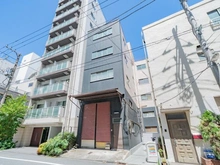 【東京都/江東区新大橋】江東区新大橋1丁目　建物付土地 現地（古家あり）：写真：真ん中の建物