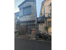 【東京都/江東区越中島】江東区越中島2丁目　土地　【A区画】 現地（古家あり）：全2区画　左側