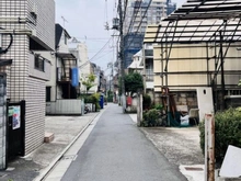 【東京都/目黒区目黒】目黒区目黒一丁目　古家付土地 前面道路