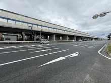 【兵庫県/尼崎市久々知】尼崎市久々知一丁目　古家付き土地 前面道路：南側前面道路