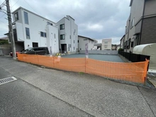 【埼玉県/さいたま市浦和区岸町】さいたま市浦和区岸町6丁目　A区画 現地：全2区画　右側