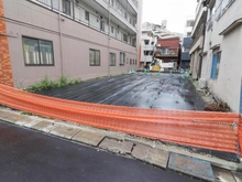 【東京都/江東区塩浜】江東区塩浜2丁目 売地（A区画） 現地：全二区画（A区画：右手前）
詳細は区画図をご覧ください。