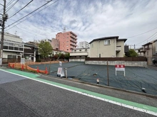 【東京都/新宿区西落合】東京都新宿区西落合1丁目　土地 現地：右側が販売対象土地です。