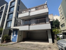 【東京都/港区南青山】港区南青山2丁目　土地 現地（古家あり）：現況古家あり※更地渡しです